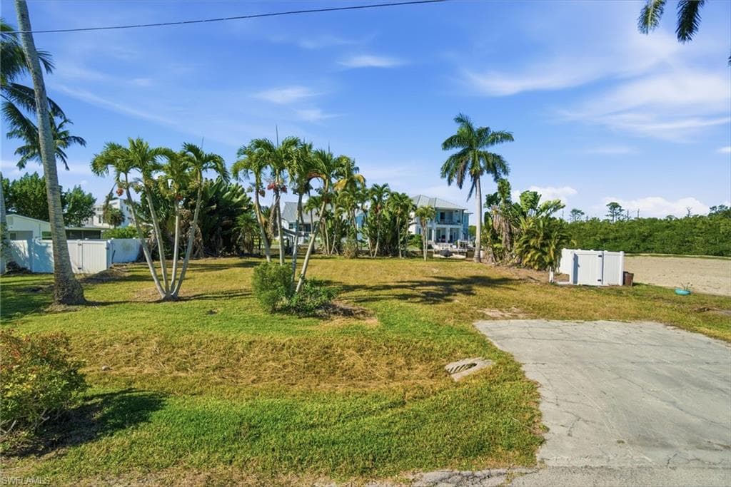 1138 Christopher CT-8