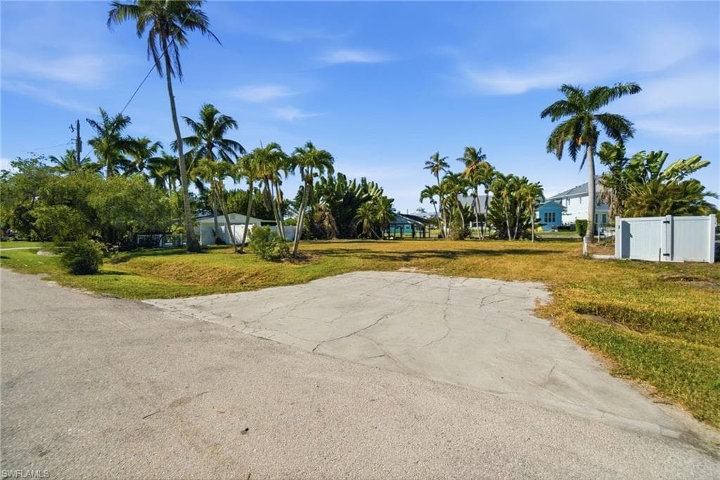 1138 Christopher CT-9