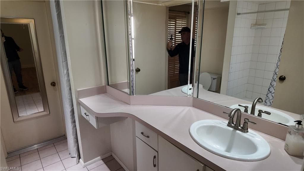 537 Landmark DR, NAPLES FL 34112-13
