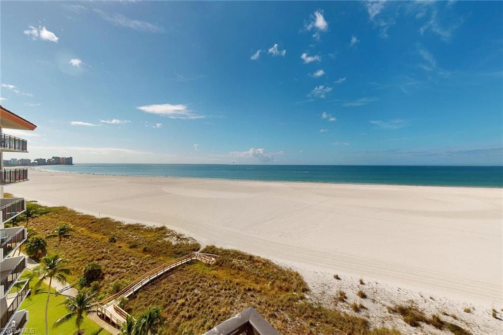 180 Seaview CT # 1009, MARCO ISLAND FL 34145-8