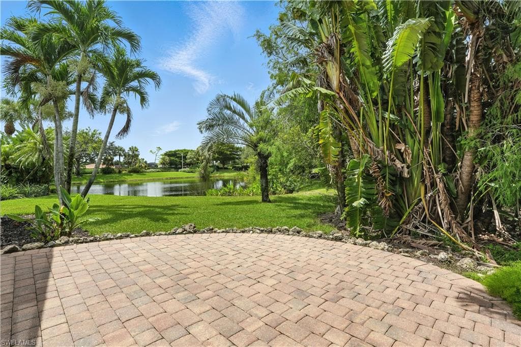 1381 Areca CV, NAPLES FL 34119-14