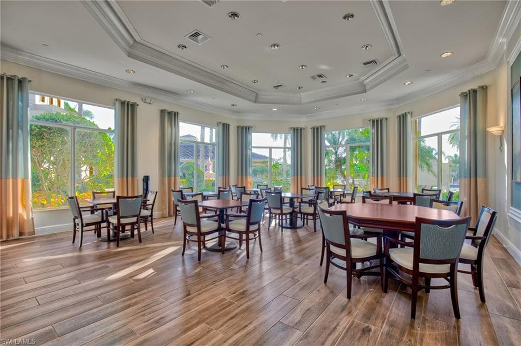 1381 Areca CV, NAPLES FL 34119-30