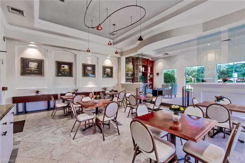 1381 Areca CV, NAPLES FL 34119-28