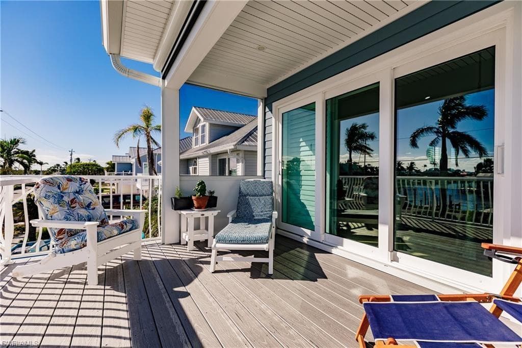 12122 Siesta DR, FORT MYERS BEACH FL 33931-12