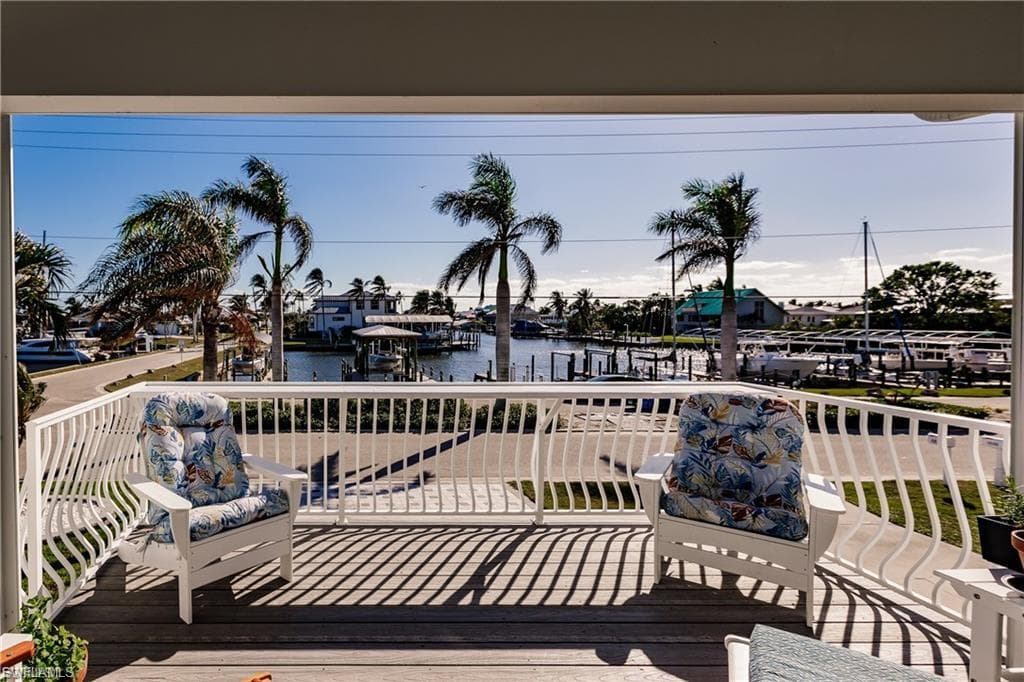 12122 Siesta DR, FORT MYERS BEACH FL 33931-4