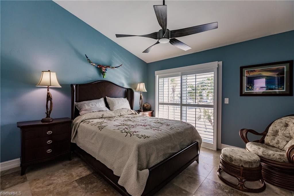 12122 Siesta DR, FORT MYERS BEACH FL 33931-24