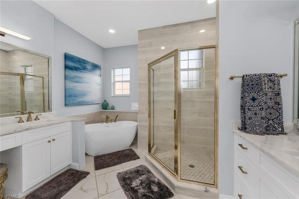 608 Vintage Reserve LN # 24C, NAPLES FL 34119-13