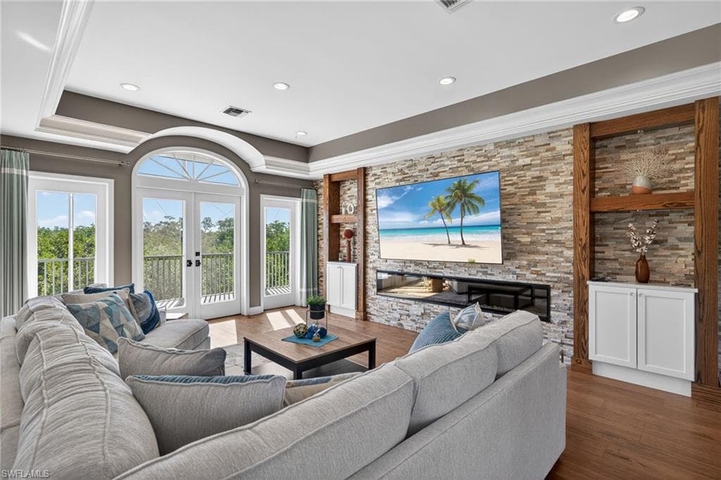 1180 Blue Hill Creek DR, MARCO ISLAND FL 34145-8