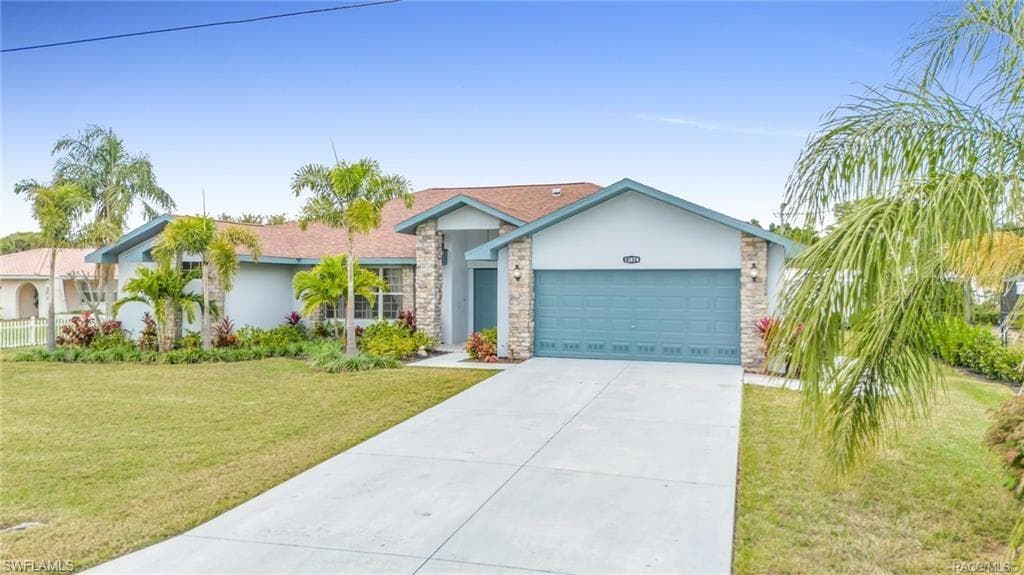 13874 Lazy LN, FORT MYERS FL 33905-1