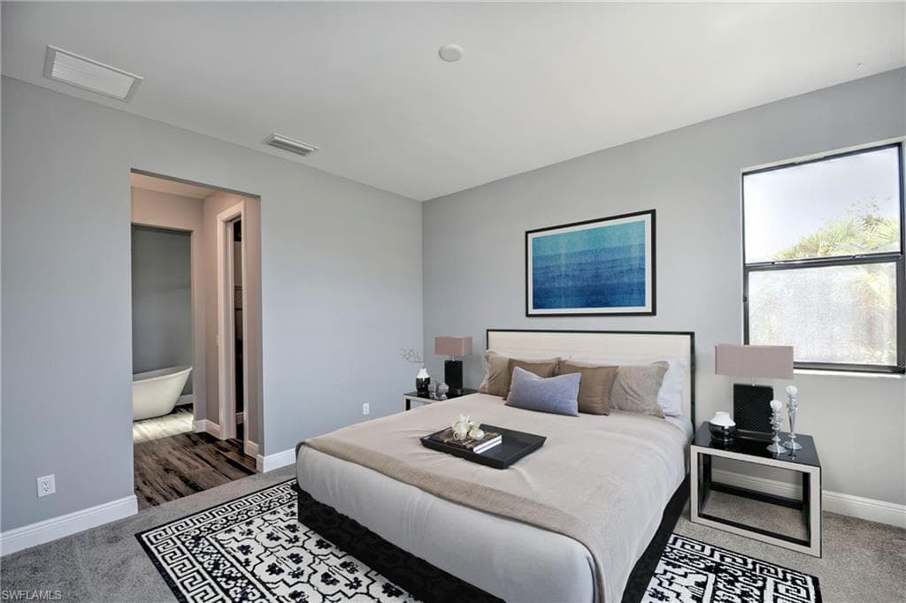 2439 Bayside ST-7
