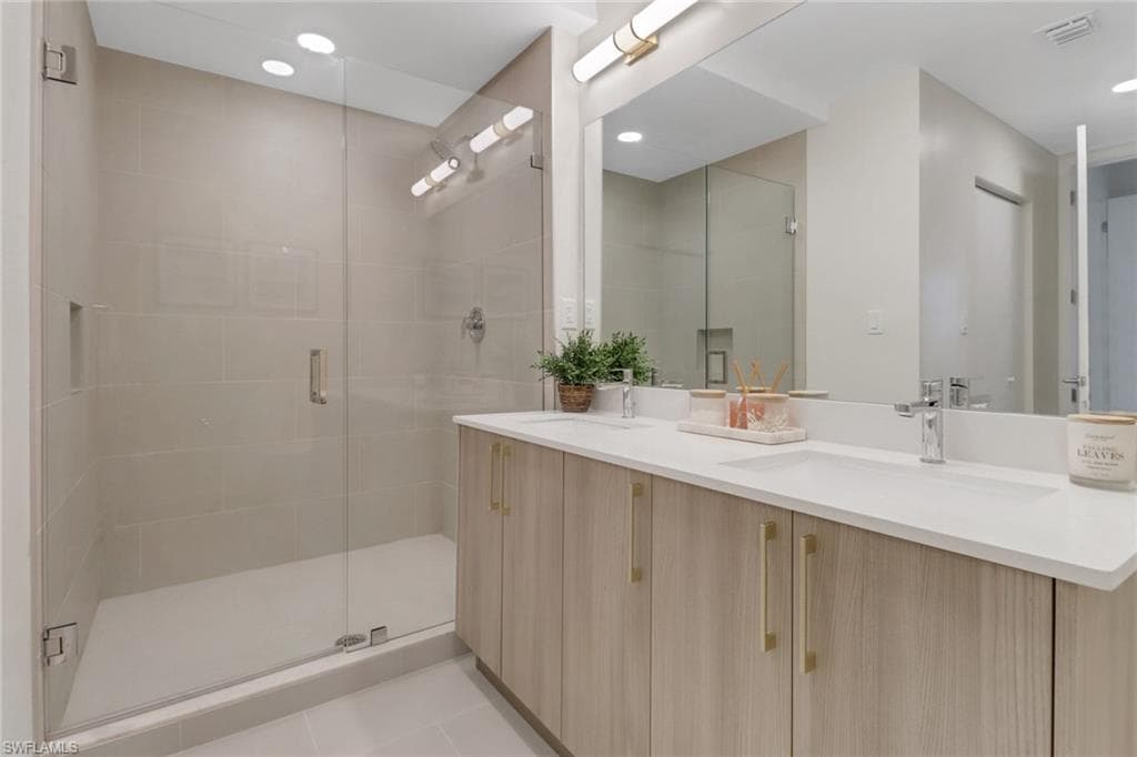 26610 Rosewood Pointe DR # 307, BONITA SPRINGS FL 34135-7