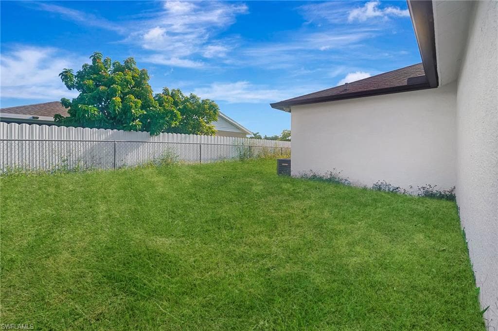 1142 Whitehead Creek LOOP, FORT MYERS FL 33916-38