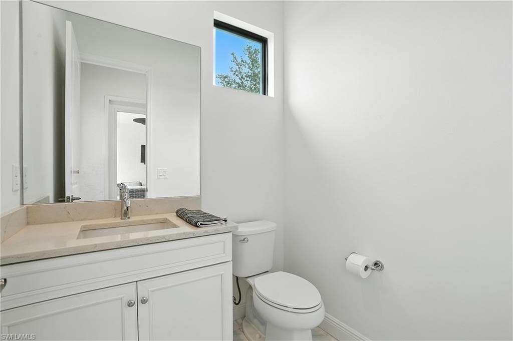 8368 Preserve Point DR, FORT MYERS FL 33912-19