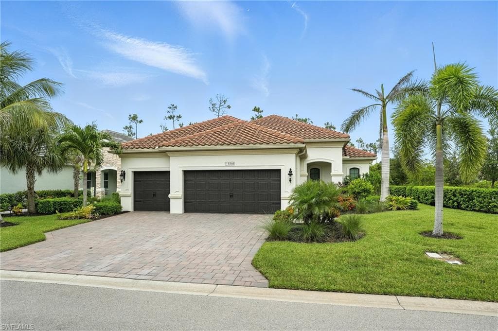 8368 Preserve Point DR, FORT MYERS FL 33912-33