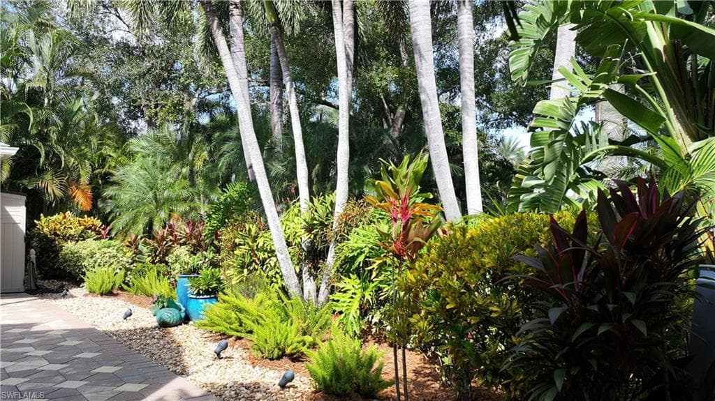 5651 Maplewood CT, FORT MYERS FL 33905-12