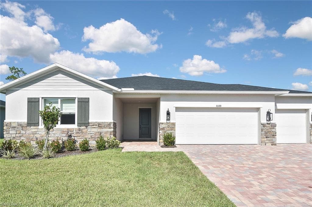 6688 Estero Bay DR, FORT MYERS FL 33908-1