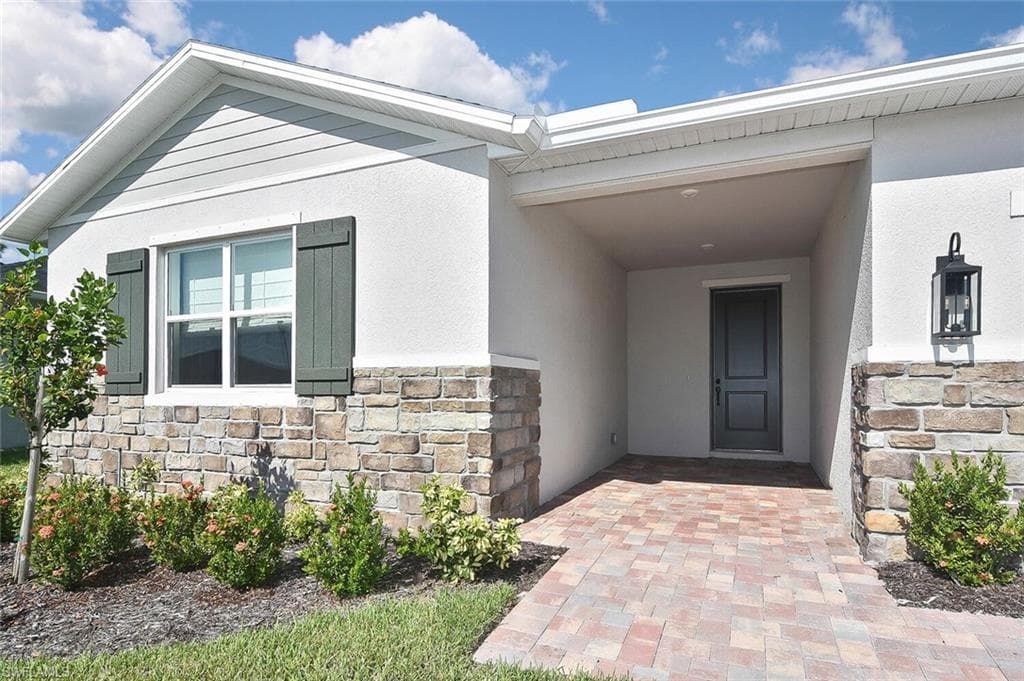6688 Estero Bay DR, FORT MYERS FL 33908-2