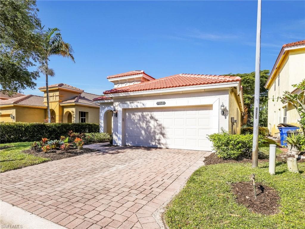 10140 N Golden Elm DR, ESTERO FL 33928-4