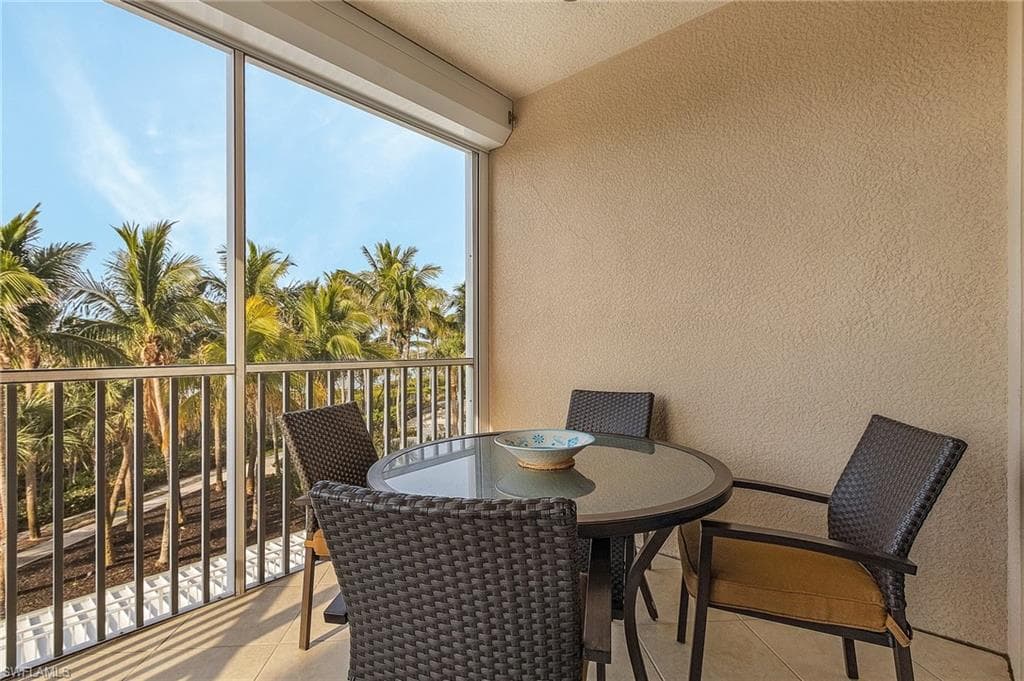 4182 Bay Beach LN # 733, FORT MYERS BEACH FL 33931-12