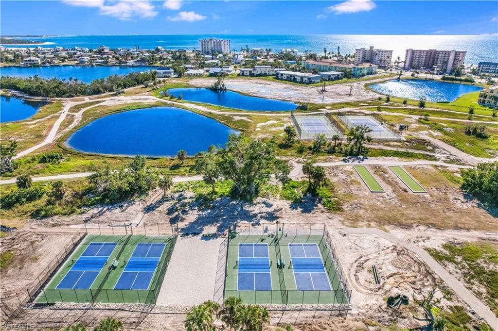 4182 Bay Beach LN # 733, FORT MYERS BEACH FL 33931-29