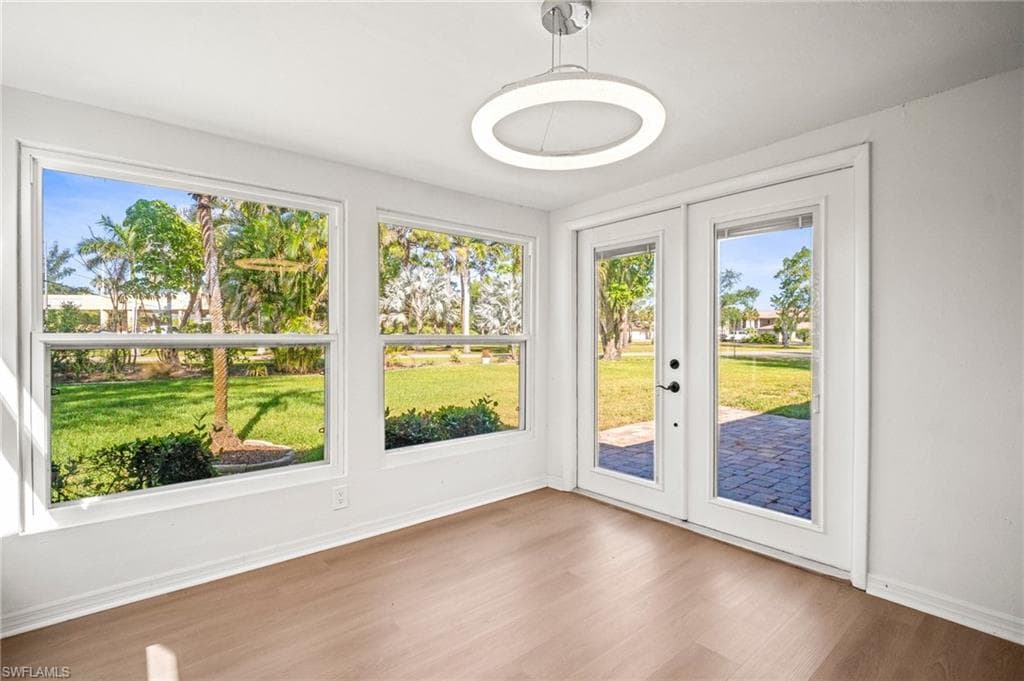 4293 island CIR # 2, FORT MYERS FL 33919-15