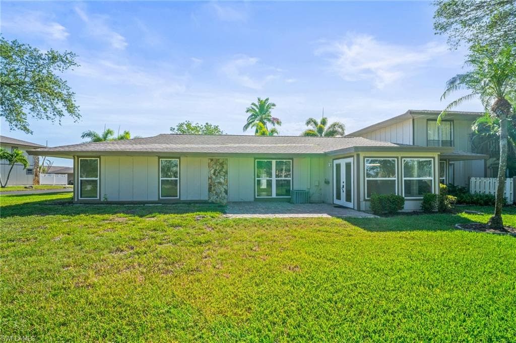4293 island CIR # 2, FORT MYERS FL 33919-29