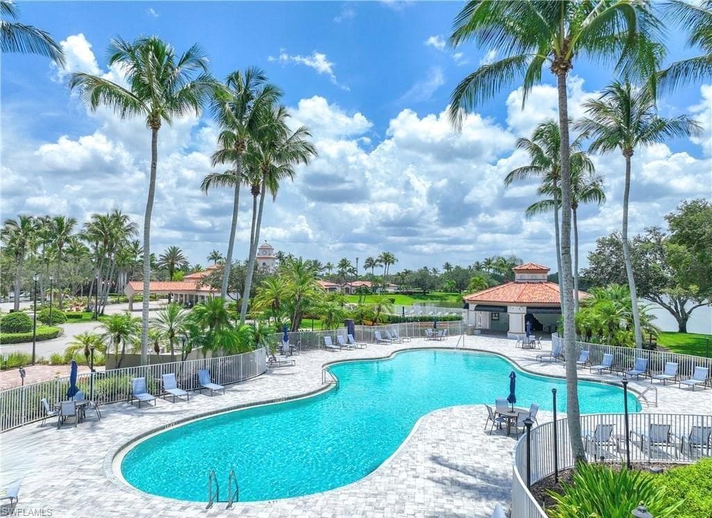 4453 Novato CT, NAPLES FL 34109-26