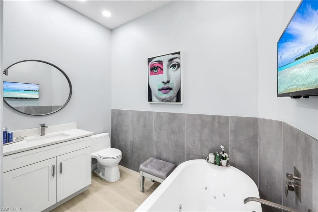 4453 Novato CT, NAPLES FL 34109-10