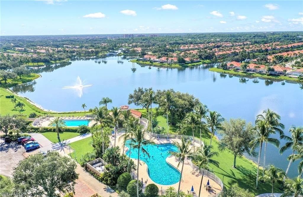 4453 Novato CT, NAPLES FL 34109-24