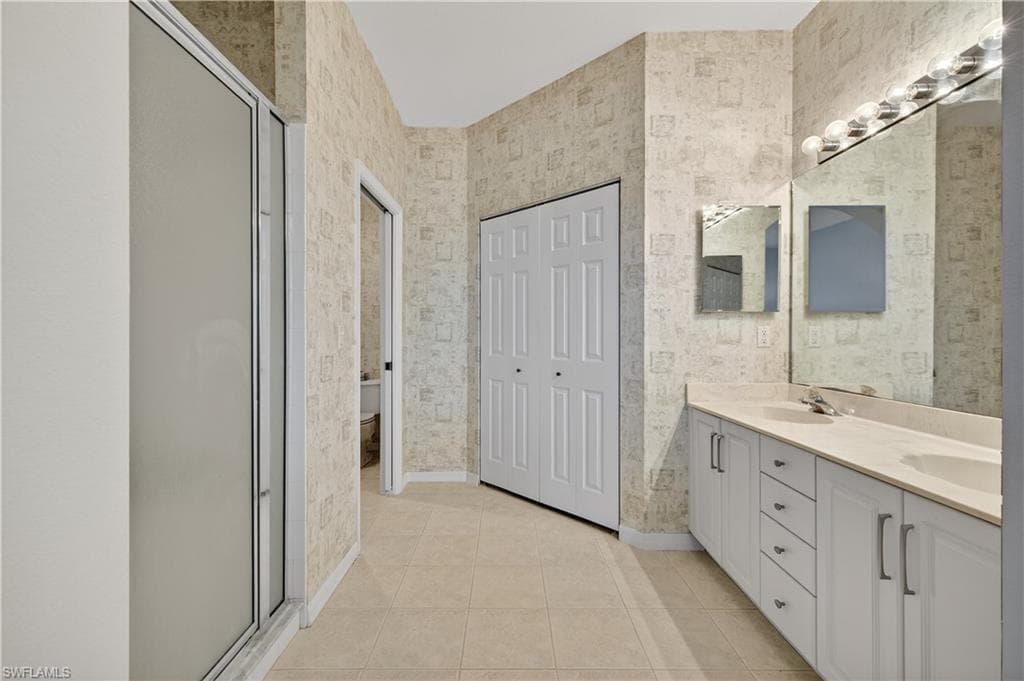 9346 Lake Abby LN-12