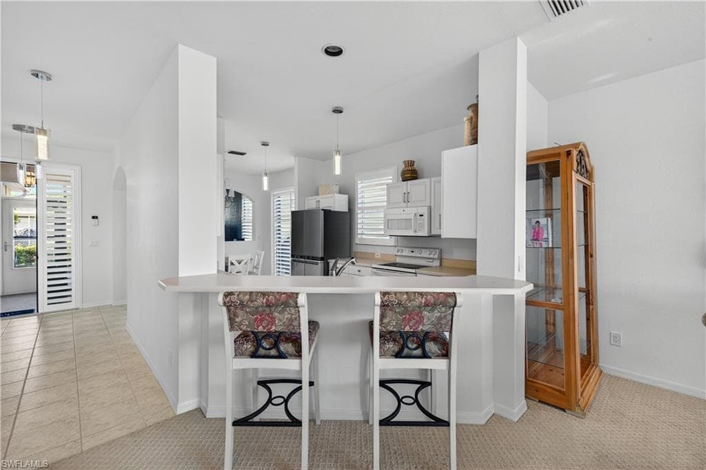 9346 Lake Abby LN-7