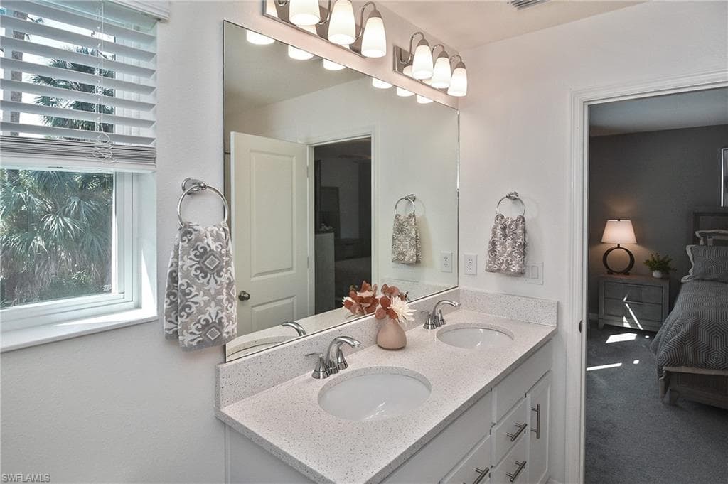 6360 Brant Bay BLVD # 104, NORTH FORT MYERS FL 33917-13