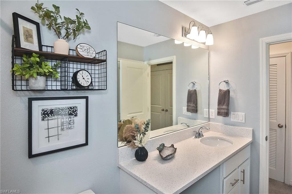 6360 Brant Bay BLVD # 104, NORTH FORT MYERS FL 33917-17