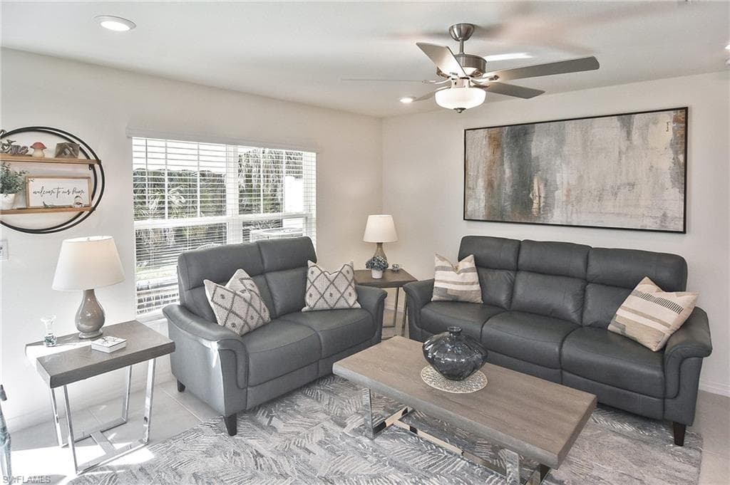 6360 Brant Bay BLVD # 104, NORTH FORT MYERS FL 33917-32