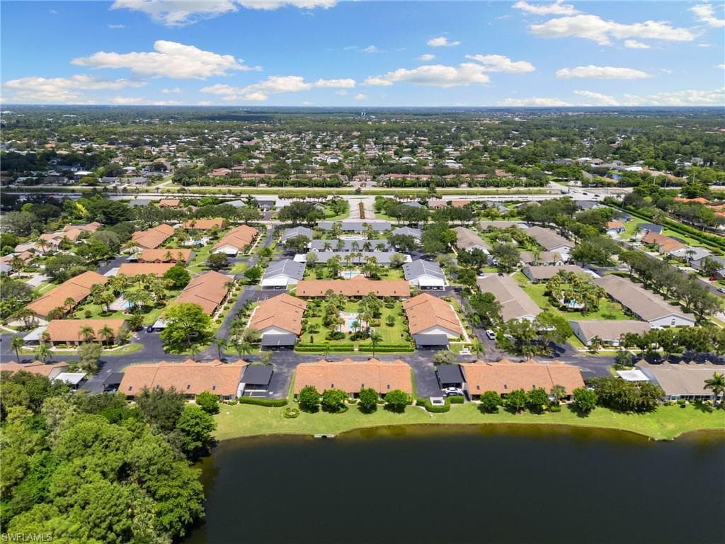 3346 Erick Lake DR # 2001, NAPLES FL 34109-42