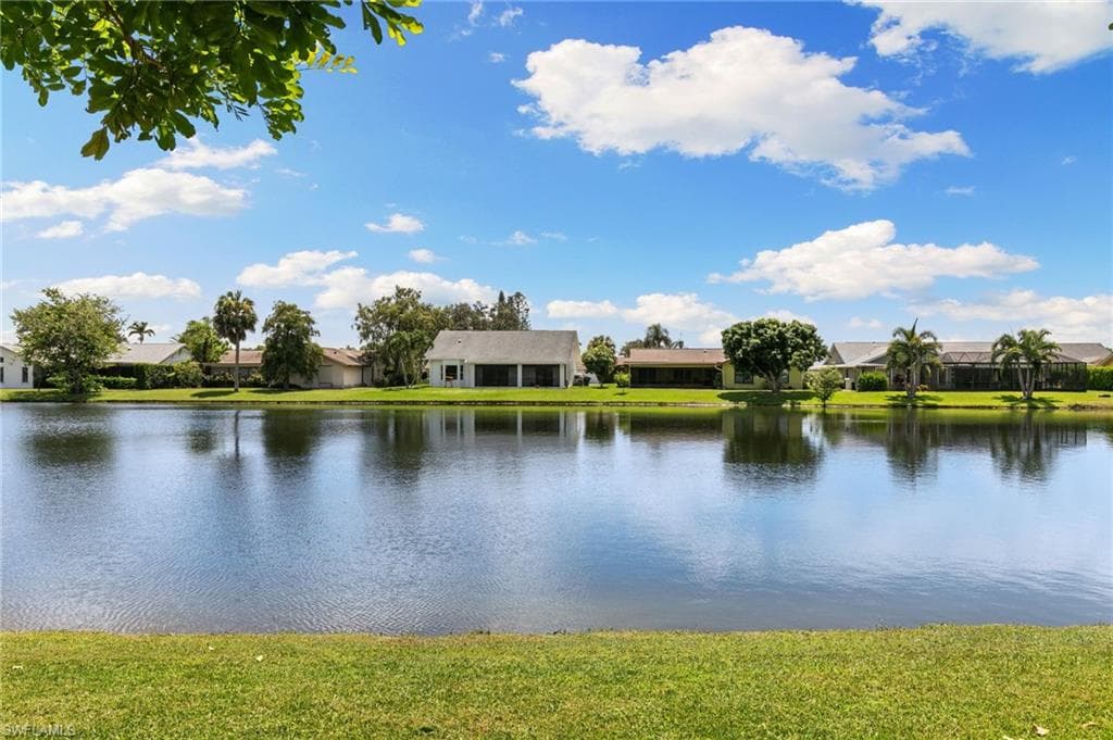 3346 Erick Lake DR # 2001, NAPLES FL 34109-29