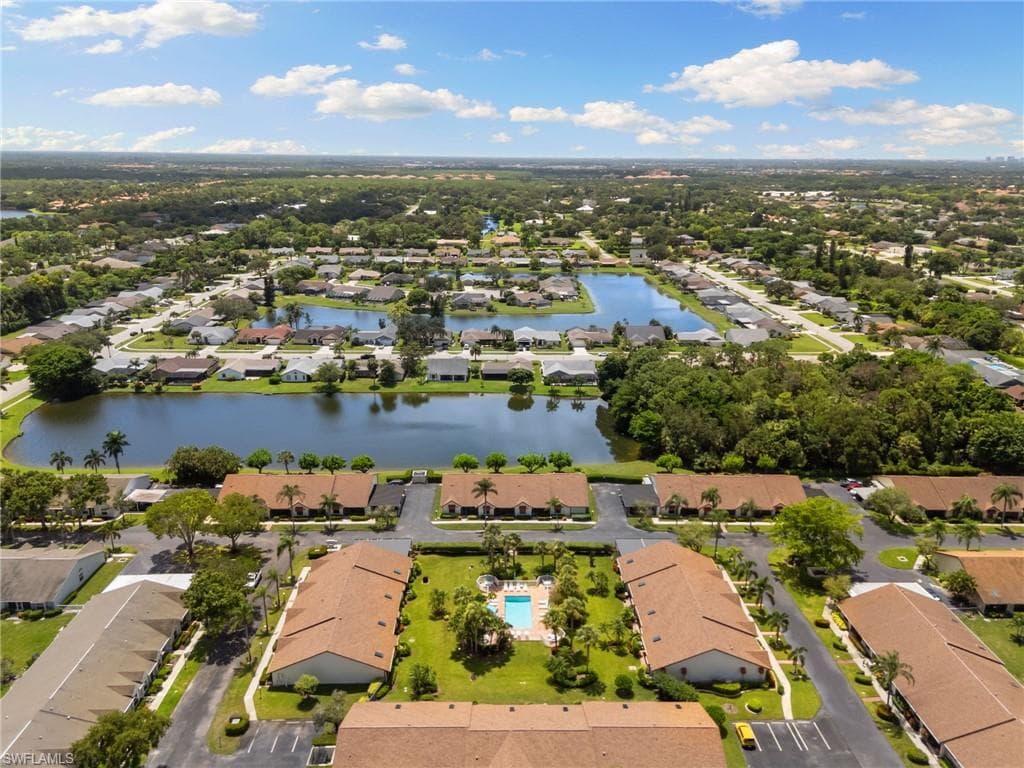 3346 Erick Lake DR # 2001, NAPLES FL 34109-39