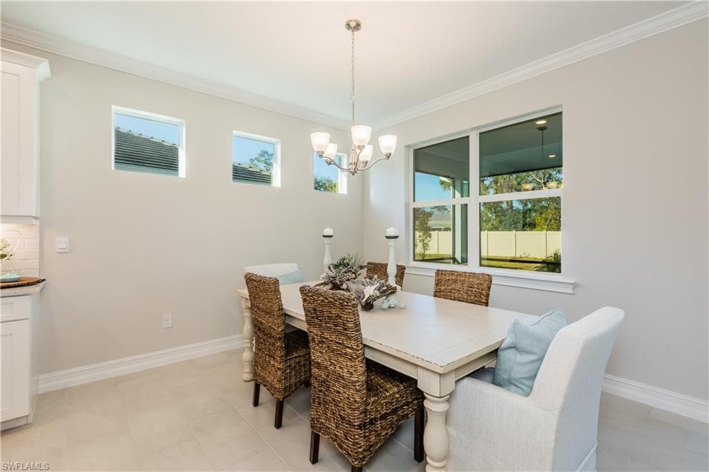 267 Tamarindo LN, NAPLES FL 34114-6