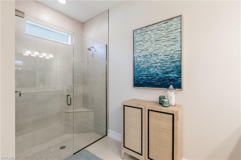 267 Tamarindo LN, NAPLES FL 34114-10