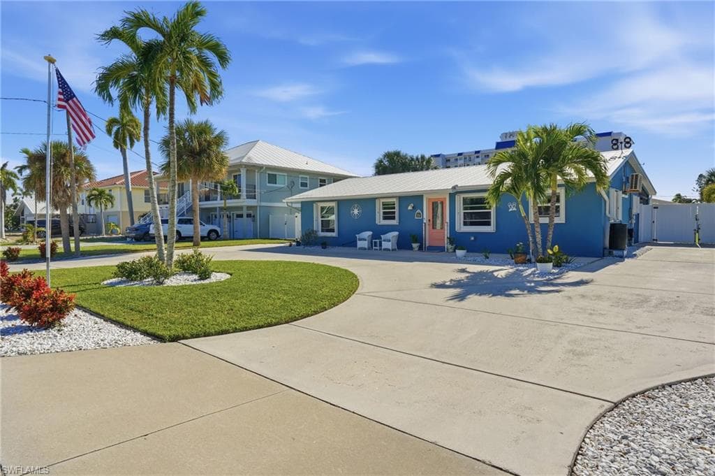 7850 Buccaneer DR, FORT MYERS BEACH FL 33931-42