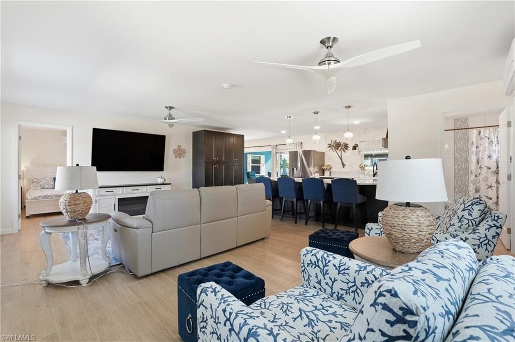 7850 Buccaneer DR, FORT MYERS BEACH FL 33931-11