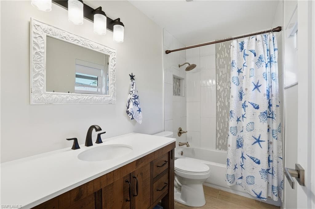 7850 Buccaneer DR, FORT MYERS BEACH FL 33931-27
