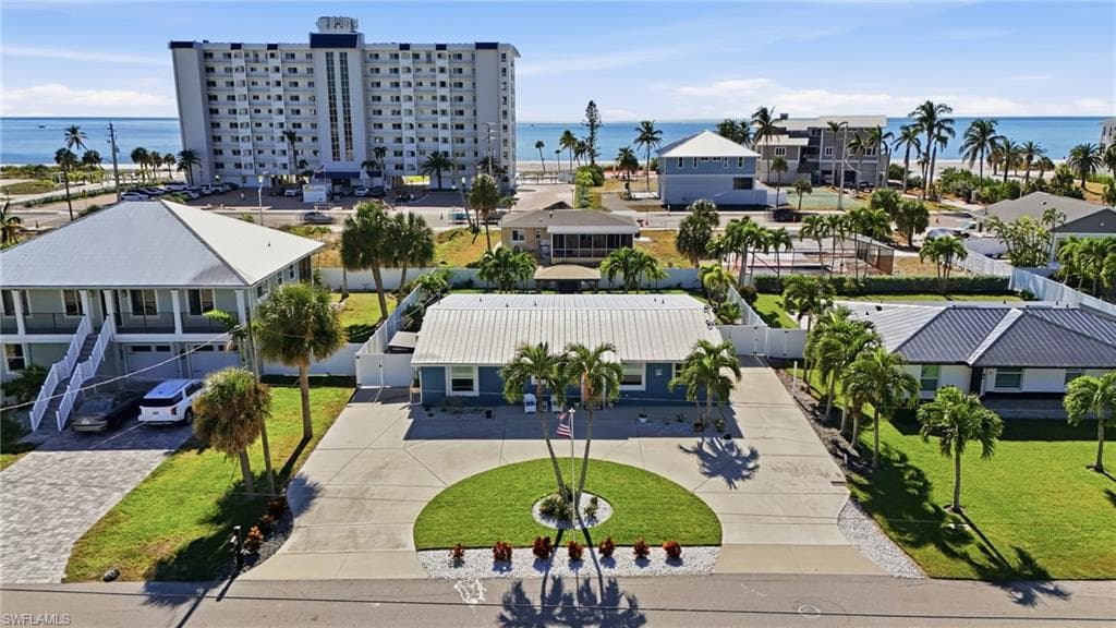 7850 Buccaneer DR, FORT MYERS BEACH FL 33931-4