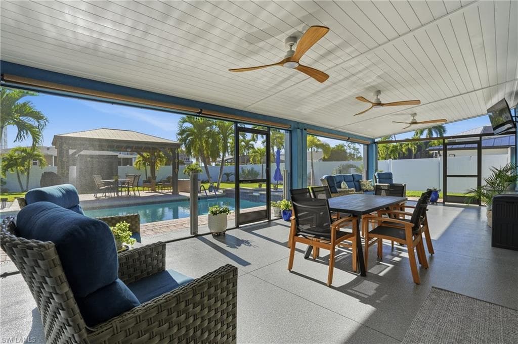 7850 Buccaneer DR, FORT MYERS BEACH FL 33931-32