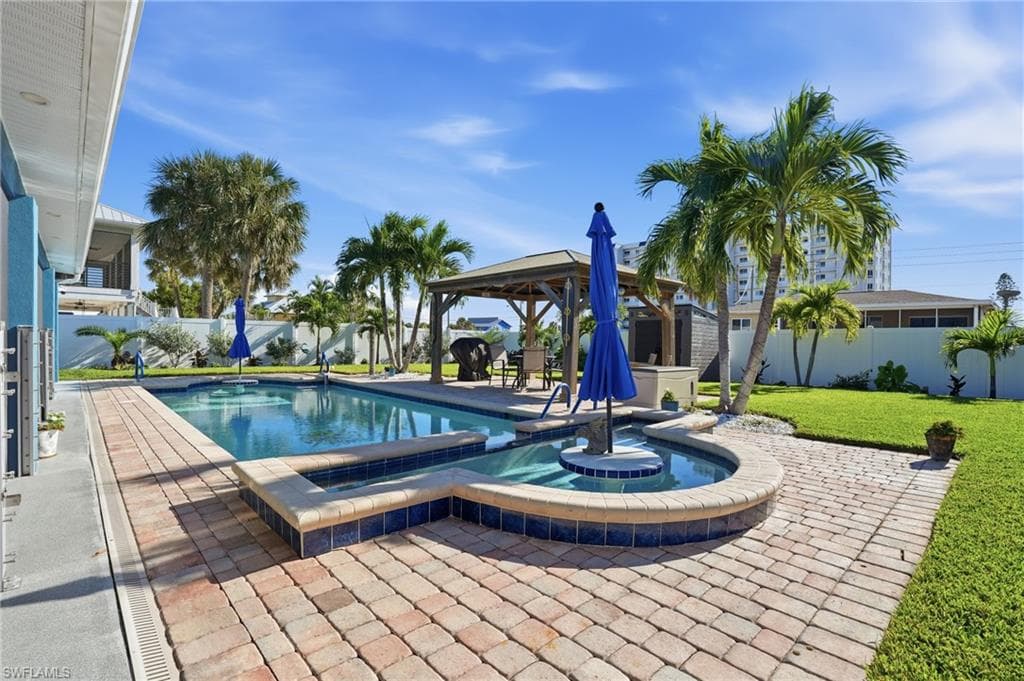 7850 Buccaneer DR, FORT MYERS BEACH FL 33931-39
