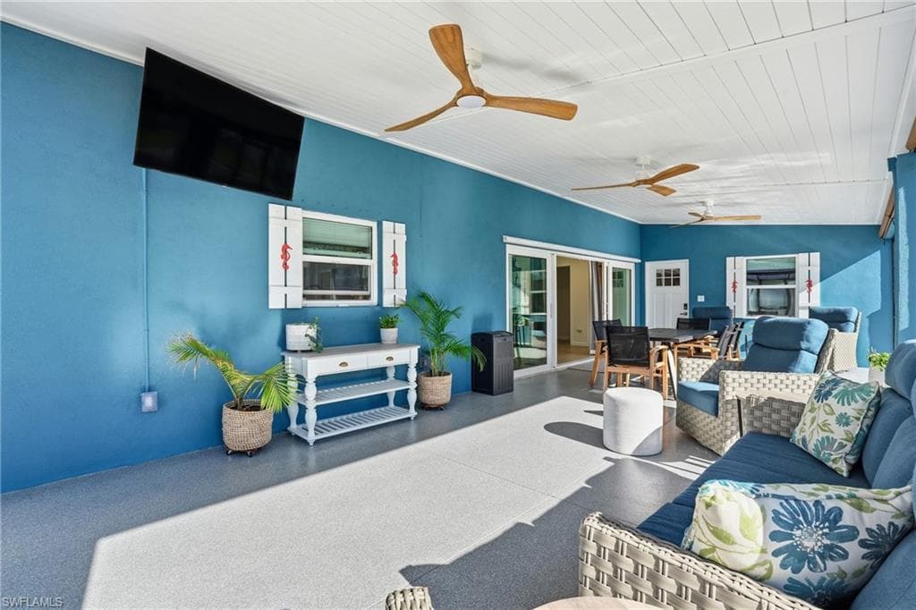 7850 Buccaneer DR, FORT MYERS BEACH FL 33931-34