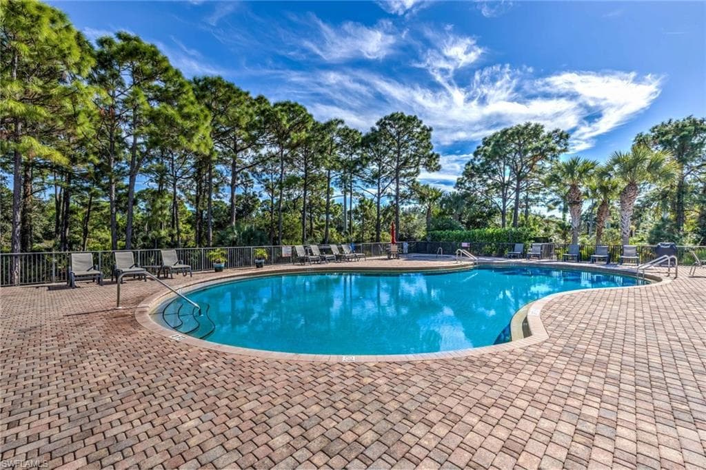 5675 Whispering Willow WAY, FORT MYERS FL 33908-28