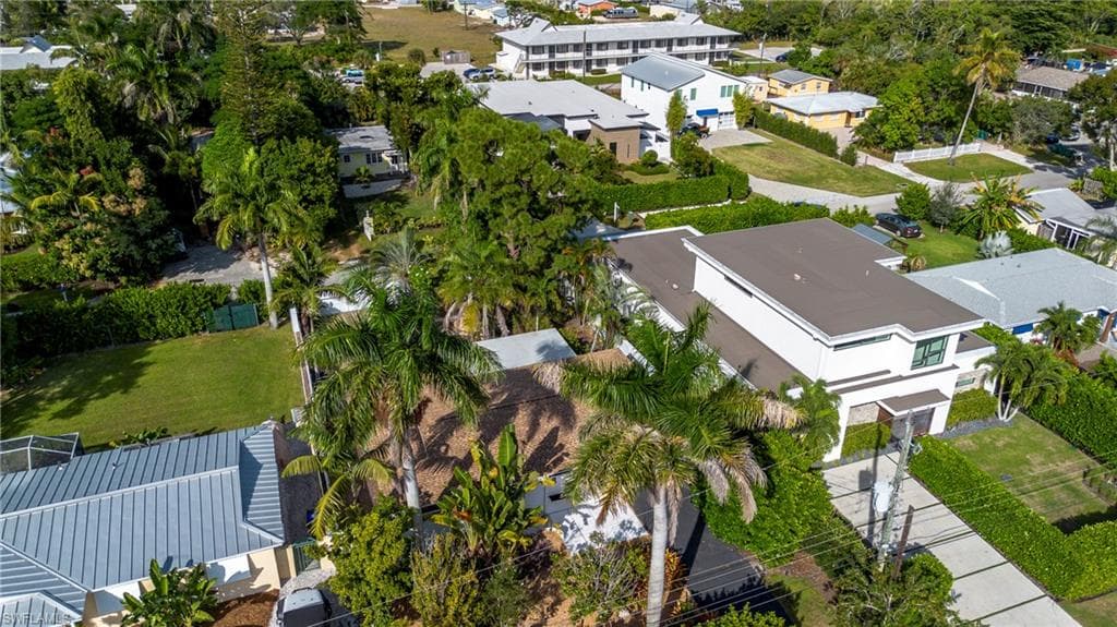 1235 Rordon AVE, NAPLES FL 34103-44