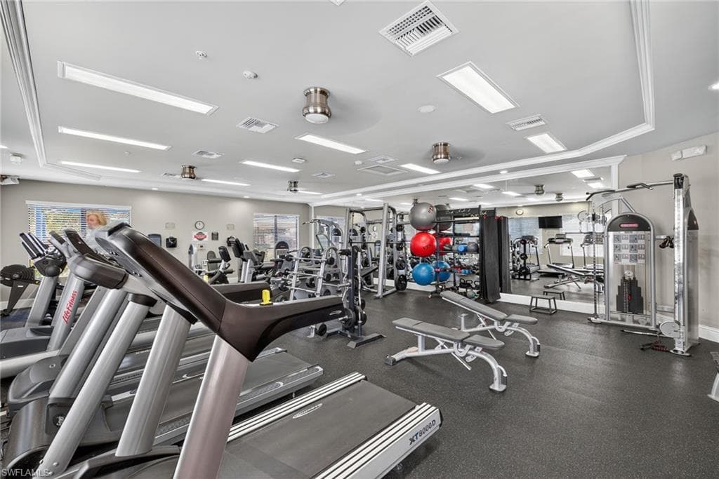 6540 Monterey PT # 203, NAPLES FL 34105-40