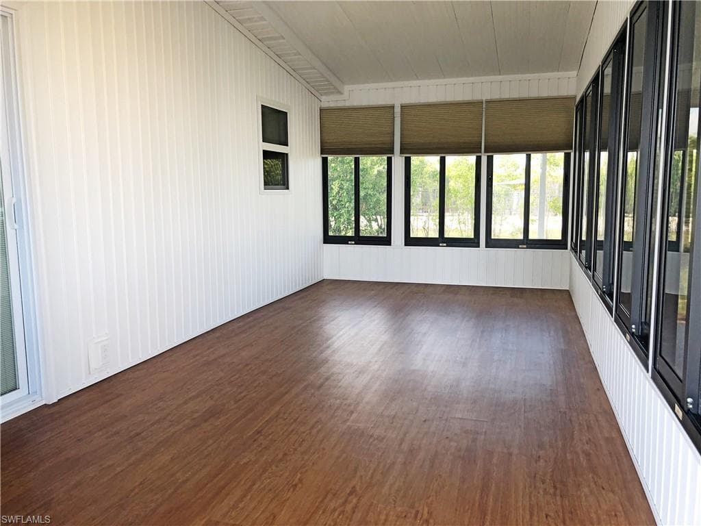 10 Blue Skys DR, NAPLES FL 34104-11